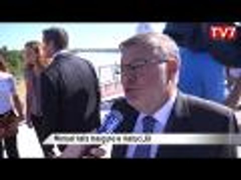 Manuel Valls inaugure un viaduc de la LGV