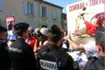 Manifestation des anti-corrida à Pentecôtavic