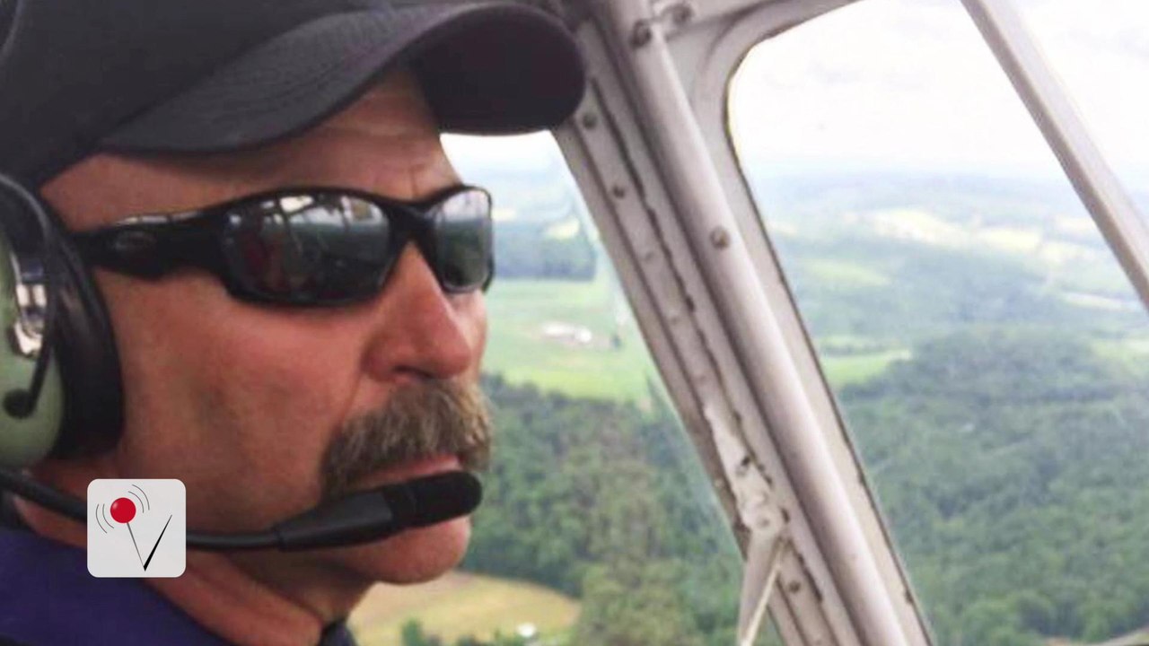 Divers Recover Body Of Pilot That Crashed Into Hudson River