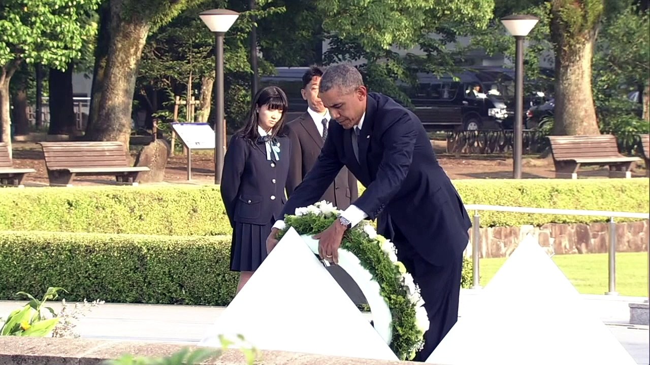 Obama erweist hiroshima-atombombenopfern die ehre