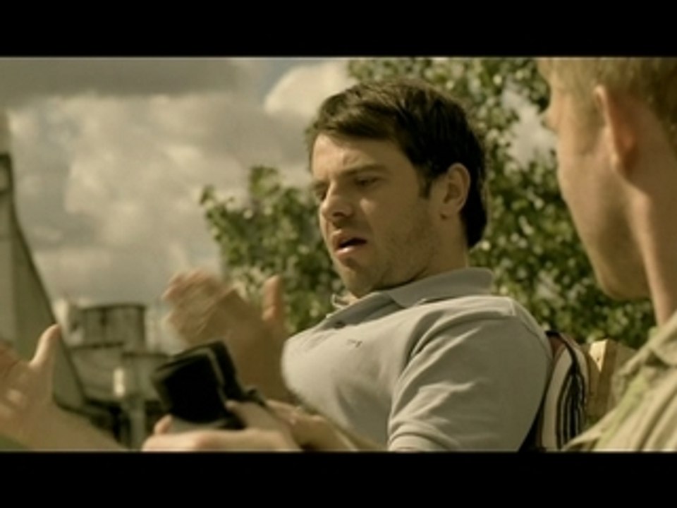 KREDYT_BANK_Dach_30s Leci pies