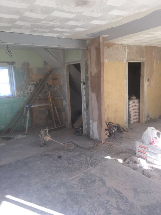 LOCAL BUILDER & PLASTERER IN CAERPHILLY & SOUTH WALES