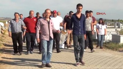 Şampiyonluk Kupasını Mezarına Götürdüler