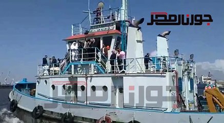 جلال السعيد يتفقد أعمال التكريك للممر الملاحي ومشروعات ميناء الإسكندرية