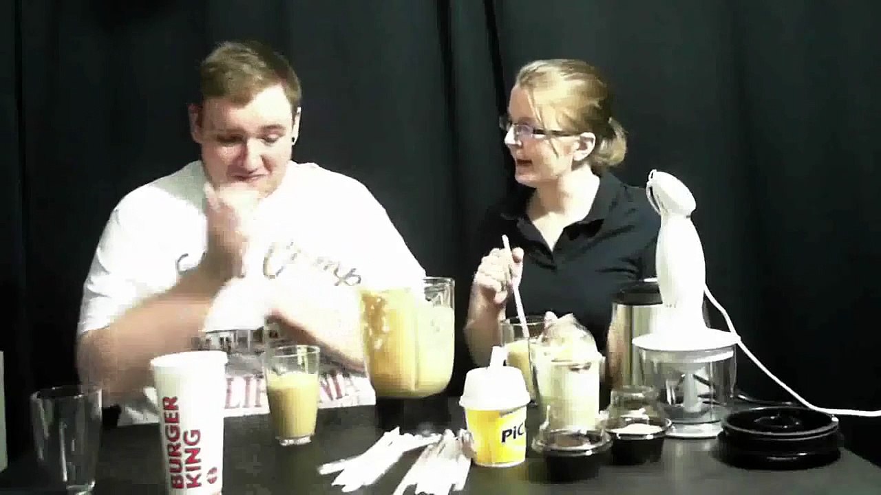 Schmeckt es? - Let's make a Deluxe FastFood Smoothie