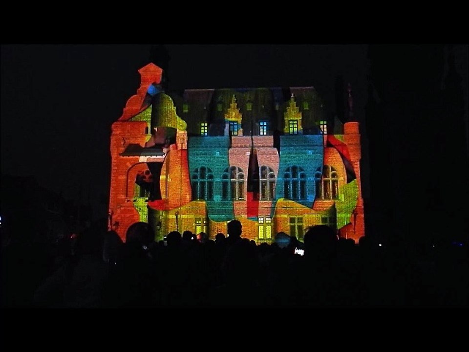 mapping de l'hôtel de ville de Comines