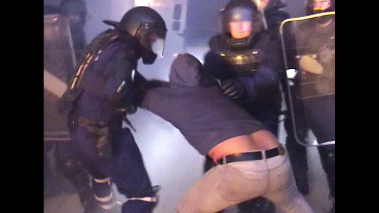 Frauenarzt - Zieh Dein Shirt Aus