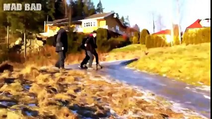Funny People Falling on Ice Compilation 2015 -