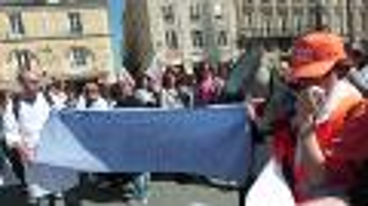 Bordeaux : les personnels des crèches municipales manifestent