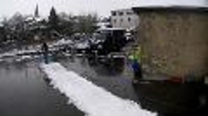 Béarn : les snowboarders s'approprient Oloron