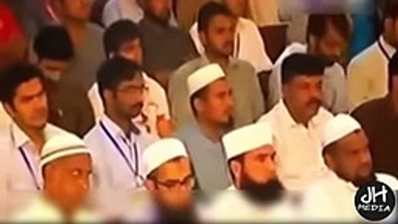 When People Open Grave Of Sultan Mehmood Ghaznavi By Maulana Tariq Jameel 2016