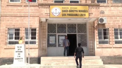 Kalem Ucunu Sanata Eserine Dönüştürüyor