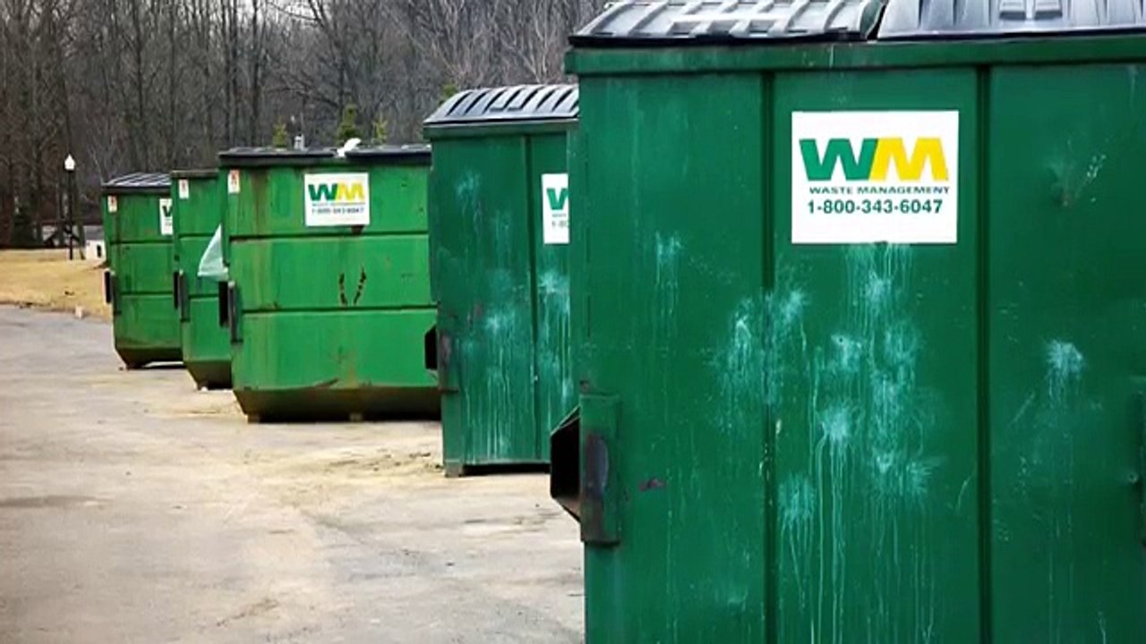 Dumpster Lid Slam Sound Effect