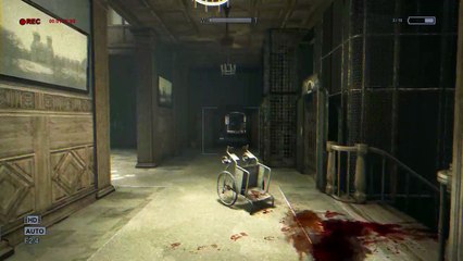 Lu'Siano's Lounge- Outlast gameplay