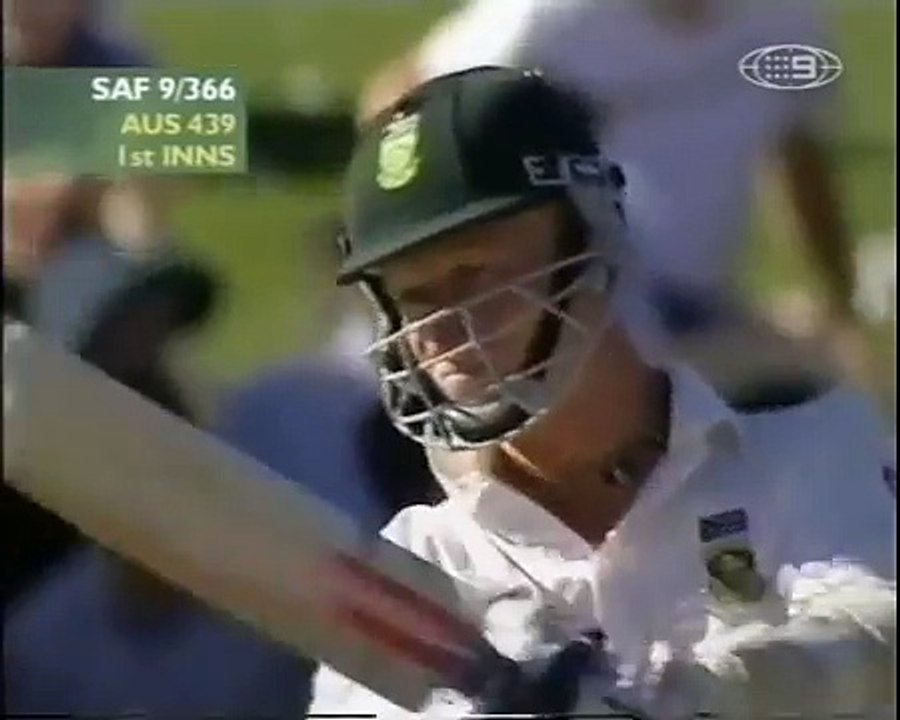 Brett Lee brutal hostile bowling to tailenders, worse than Piers Morgan