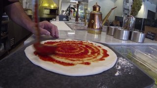 PIZZA 90 RIVERSIDE MAKES A PIZZA IN LESS THAN 2 MINUTES