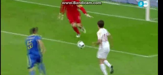 Asmir Begovic amazing SAVE - Spain 2-1 Bosnia & Herzegovina - 29-05-2016