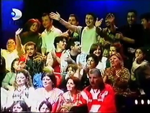 Woman slapps other woman in Livee TV show