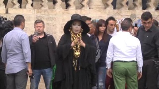 Sanatçı Bülent Ersoy Balıklıgöl'de