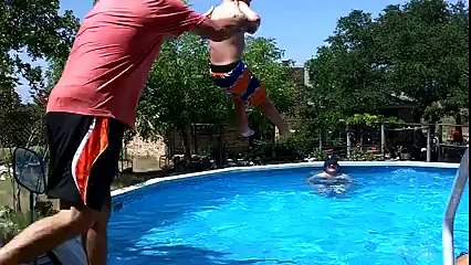 Les meilleurs fails de piscine - Compilation hilarante