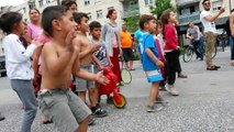Pour la joie des enfants, la fanfare ouvre la fête de quartier Pleyel-Confluence de Saint-Denis