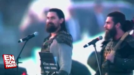 Diriliş oyuncuları Fetih Şöleninde şiir okudu.