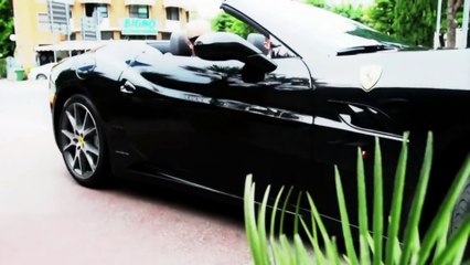 FEMALE FITNESS MOTIVATION - STRONG IS THE NEW SEXY