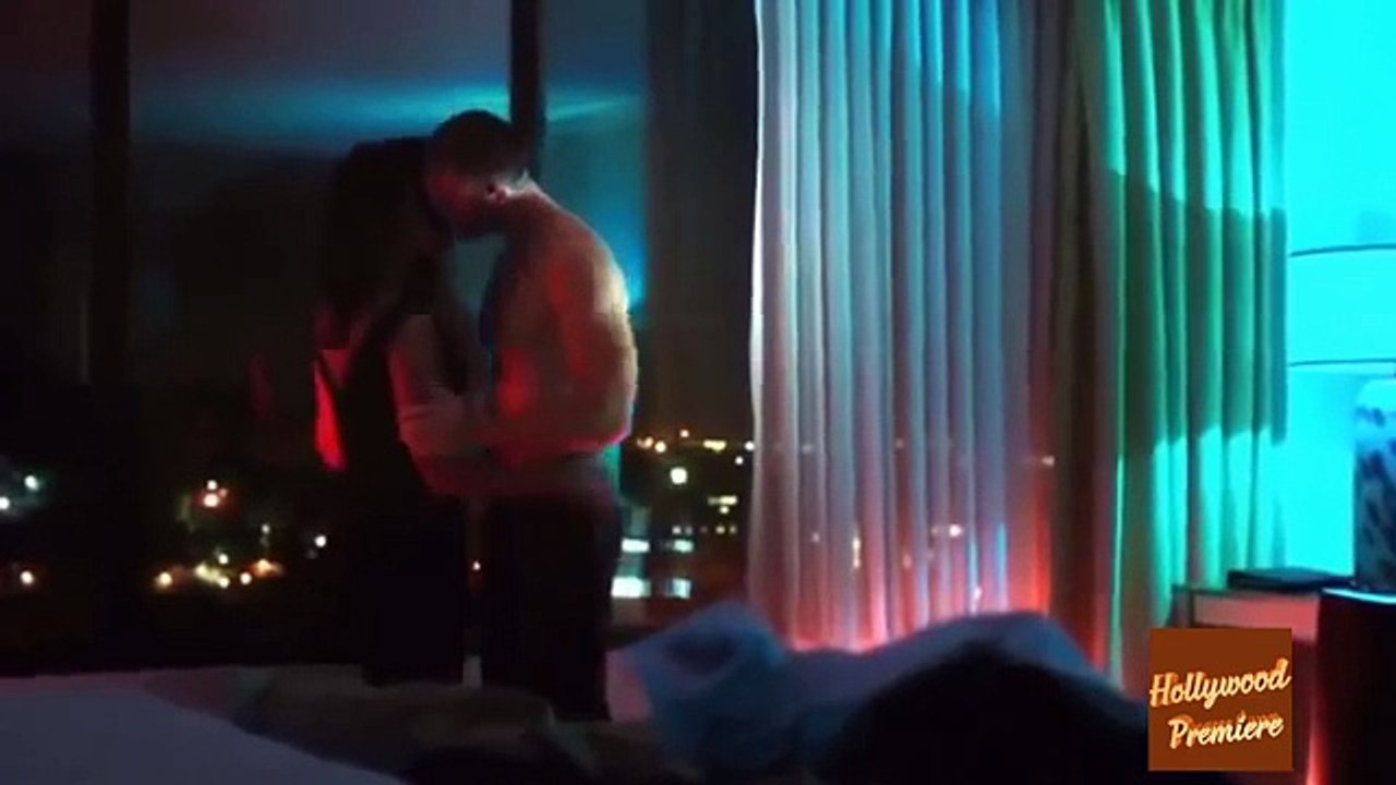 Hot Scene Of Priyanka Chopra Quantico Hollywood 2016