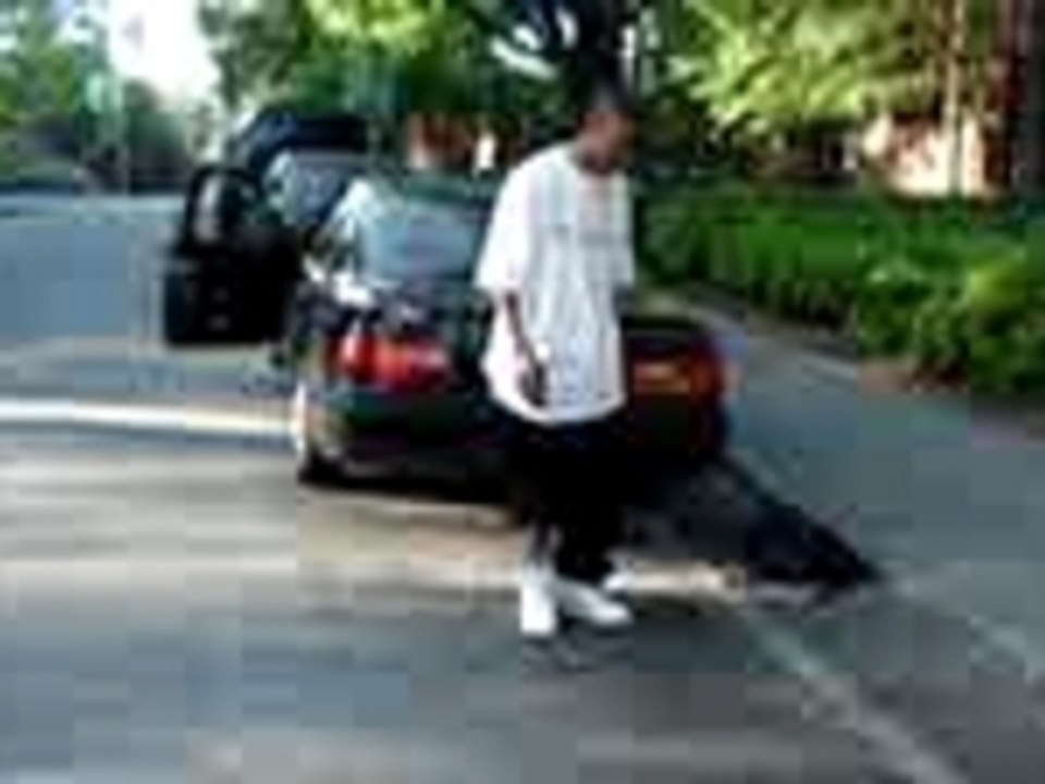 Break dance-Learn How To Crip Walk