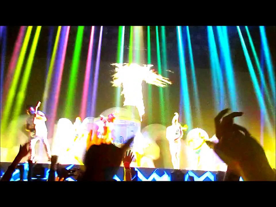 Lady Gaga artRAVE - Las Vegas 7-19-14 @ MGM Grand - Just Dance + Poker Face + Telephone