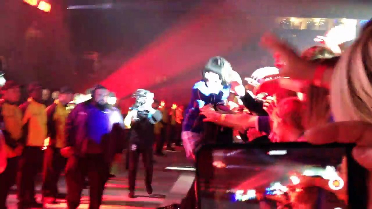 Vlad the Impaler with Noel Fielding---Kasabian @ King Power Stadium Leicester 20160528