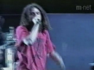 04-RATM - Guerilla Radio (Battle of Seoul Korea 21 06 00)
