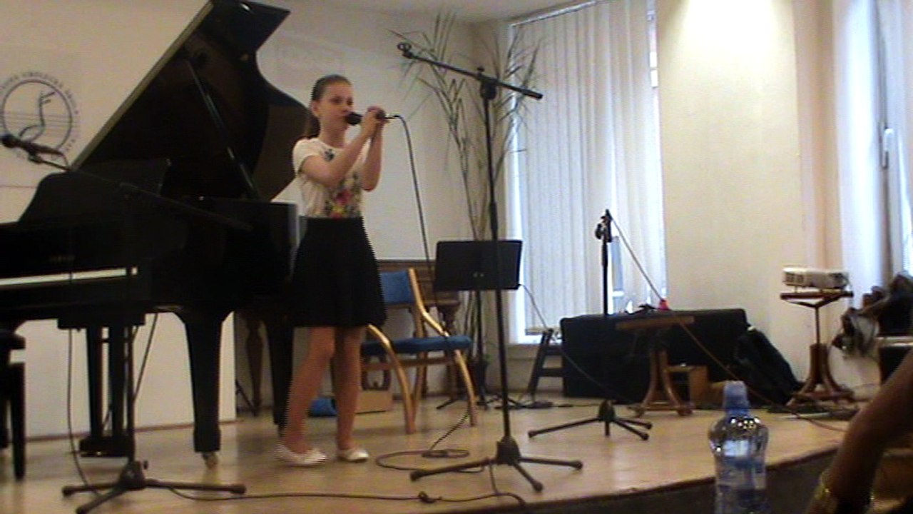 spievam po francúzsky 2016 cat 14 et moins 1.pl. VOLOVÁROVÁ Veronika - Shy'm-Je sais