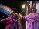 Three degrees - givin' up givin' in (live)