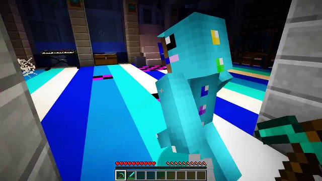 Little Kelly Minecraft-Minecraft FNAF IN THE CASTLE FINDING FREDDY FAZBEAR!-Little Kelly Minecra