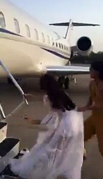 Amazing Catfight between Jacqueline Fernandez and Lisa Haydon
