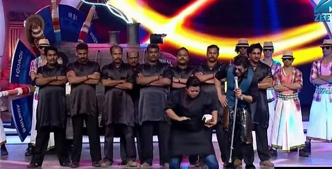 Bharti Singh and SRK comedy scene ( Deepika Padukone )
