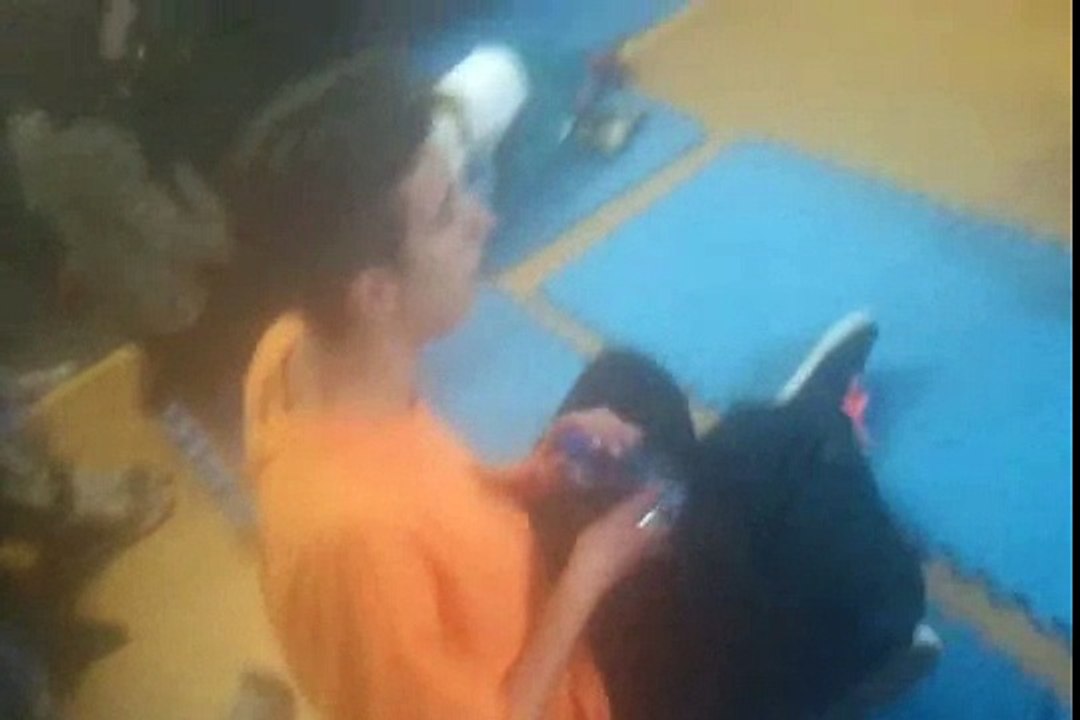 video 2005 01 29 16 23 17