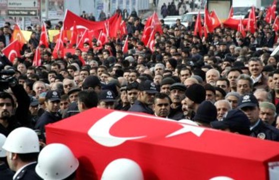 Van'dan Acı Haber: 2 Polis Şehit, 1 Polis Yaralı