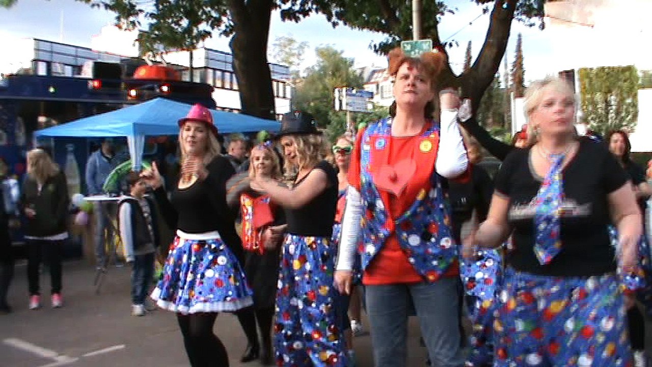 Pfingsten 2016 - Clown-Dancers