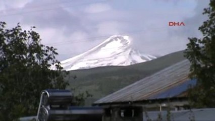 Ardahan'ın Yükseklerine Kar Yağdı