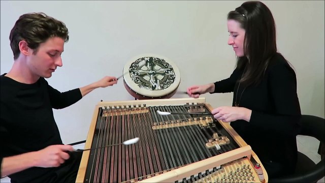 Générique de Game of Thrones joué sur un cimbalom instrument ancestral à cordes