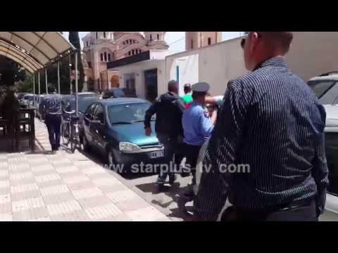 SHANTAZH PER RRJETET SOCIALE ARRESTOHEN DY SHTETAS