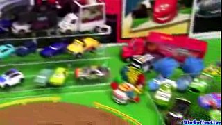 Cars 2 London City Raceway Slot Car Racing Track Speedway McQueen VS. Francesco Disney Pixar