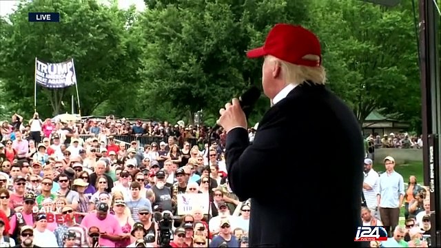 Trump campaigns at biker Memorial Day rally