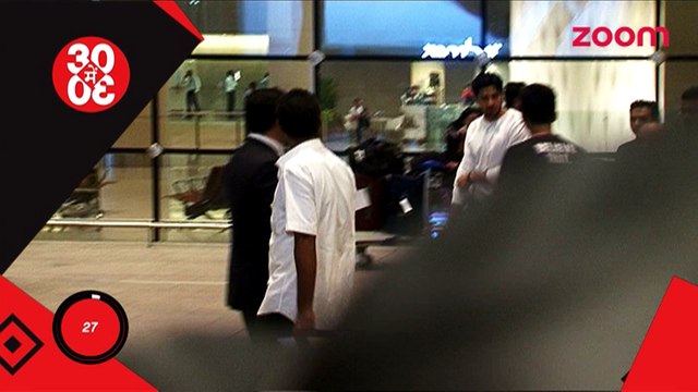 Sidharth Malhotra avoids media at the aiport - Bollywood News - #TMT