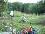 (jackass) BMX Videos - BMXer dude gets balls caught in back