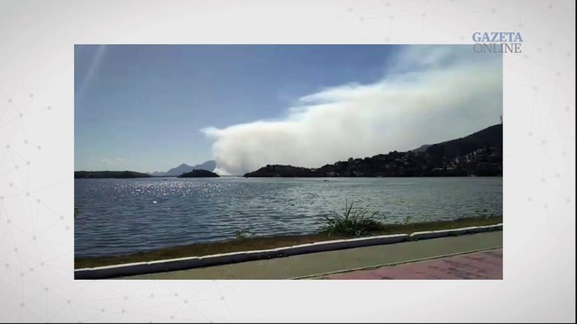 Incêndio no Mestre Álvaro gera nuvem densa