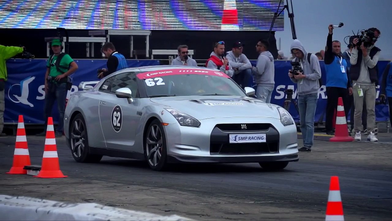 Jeep SRT-8 — 1/4 mile in 9 sec.