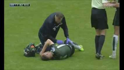 Clash Between Peter Hartley And Adebayo Akinfenwa!